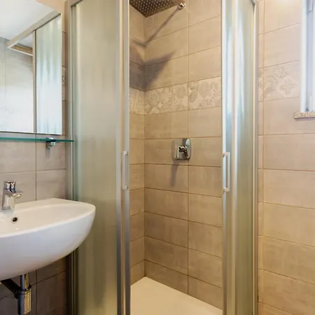 Sobe In Apartmaji Triglav - Gostinstvo Tomex Vendégház 3*