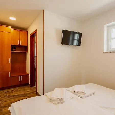 بيت ضيافة Sobe In Apartmaji Triglav - Gostinstvo Tomex إليرسكا بسترتشا