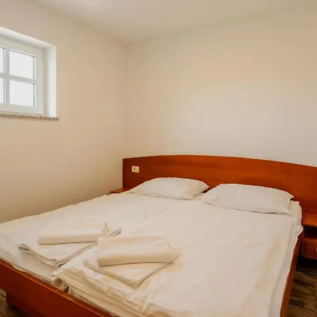 Sobe In Apartmaji Triglav - Gostinstvo Tomex 3*