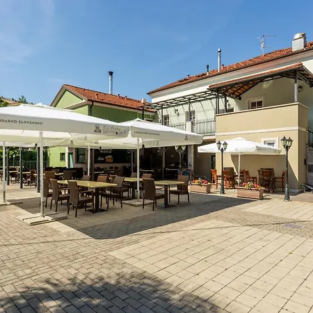 Vendégház Sobe In Apartmaji Triglav - Gostinstvo Tomex Ilirska Bistrica