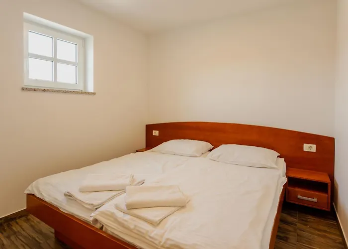 Sobe In Apartmaji Triglav - Gostinstvo Tomex 3*